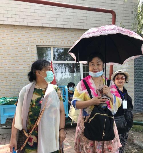 感动之旅（一个女孩在陌生城市的遭遇）-第1张图片-学作网