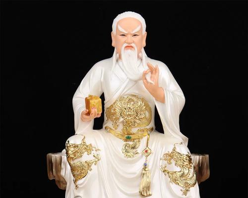 威武将军——巍巍不可撼动的力量（英勇无畏的将军，征战沙场谱写辉煌篇章）-第1张图片-学作网